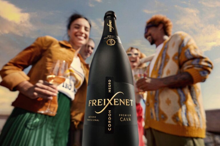 Freixenet brings a sparkling welcome to our Bachateros!